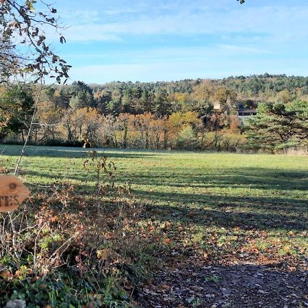 Gite Les Placettes Sainte-Foy-de-Longas Екстер'єр фото