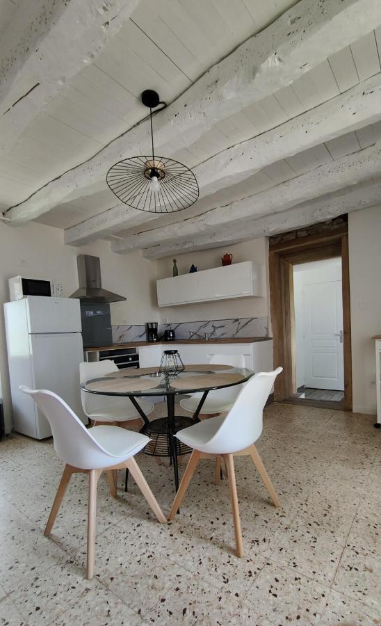 Gite Les Placettes Sainte-Foy-de-Longas Екстер'єр фото