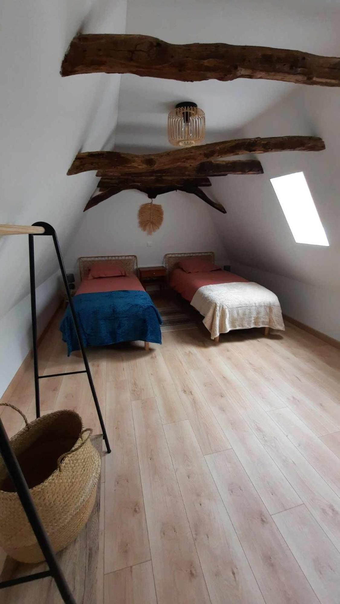 Gite Les Placettes Sainte-Foy-de-Longas Екстер'єр фото